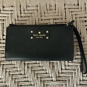 Like New Kate Spade Clutch/Wristlet